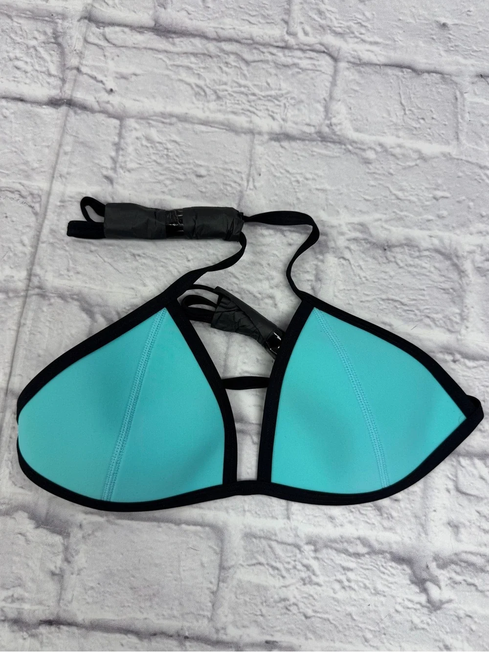 triangl Chloe Bikini Top in Santa Rosa Splash Sz M Blue NWOT's Beach Pool Swim